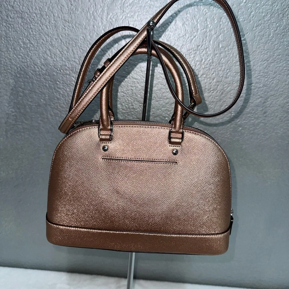Coach rose gold Leather Interior